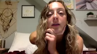 longjawnny chaturbate gorgeous blonde girl gracefully caresses holes