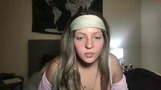 madisoncora chaturbate bitch drummed with glass dick