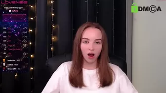 ninellflower chaturbate slender model shows off her beauty