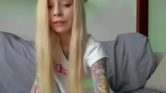 lil_mess chaturbate  greedy pussy fluffy bitch