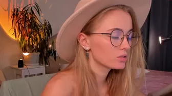 linellali chaturbate Camshow Porn from 1-august-2022