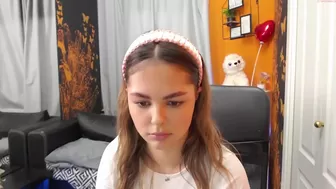 simply_lily november-29-2022 nude