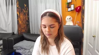 simply_lily december-11-2022 rec