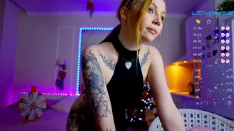 mollieholly_ stripchat november-19-2022 webcam