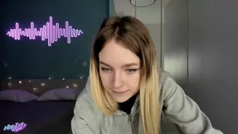 milaeva stripchat november-31-2022 HD