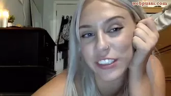 angeljules Slutty blonde teases in public show