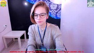 coy_jane Recording ticke show 2022 show with a new camgirl