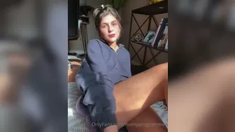 hornyprogrammer onlyfans  slut fucks bear