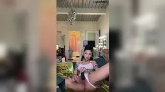 Taylor White Onlyfans Naked Young Kitty 25-Aug-2024