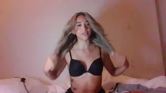 Kikigrayy Chaturbate 10-11-2024 Live Show