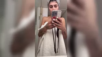 Mia Khalifa Onlyfans 2025-25-02 New Cute Girl Masturbates
