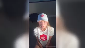 Skylar Mae X Skylarmaexo Onlyfans 2025-05-01 Jerking Off