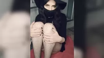 your_witch_alba chaturbate Teen girl fucks cunt with sex toy