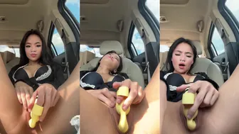 Meimeii Onlyfans Spreads Her Holes