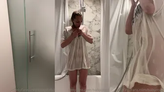 Lucia Onlyfans cute cam model