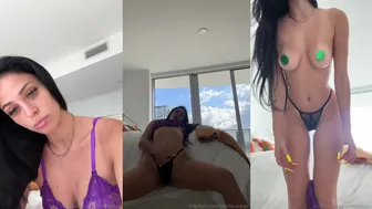 Camilla_araujo onlyfans slut plays nipples