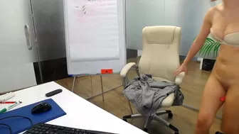 babesgowild chaturbate Ardent confused jumps on the dick