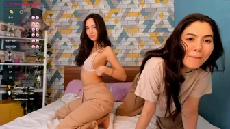 gloriamichele chaturbate Incendiary babe dabbles with a vibrator
