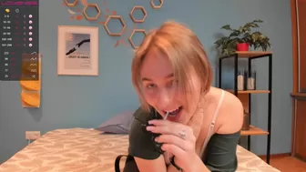 annstee chaturbate  bitch jerks off in the office