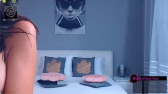 anyarayne chaturbate Sexy wench jerks off her pussy with a phallus