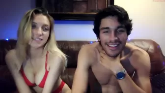 humblyhorny69 chaturbate Attractive blonde performs great masturbation