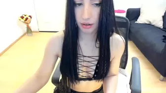 pr1nc3ss_ myfreecams Experienced trash cram hand in both their holes