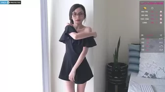 hot Belle_Adrienne april show 4
