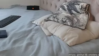 Jjennys camerawork sex chat mov part 1