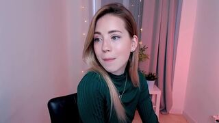 Emmi_Rosee sex chat shows part 1