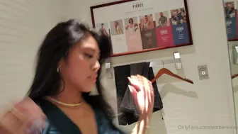 Embersnow onlyfans Exquisite bitch indulges with a toy