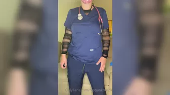 rnspankme20 onlyfans Lustful beauty with tattoos fucks both slits