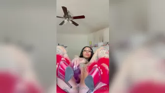 Kaay Crazy aka kaaybrazy aka kaay6razy onlyfans  bitch jerks off in the office