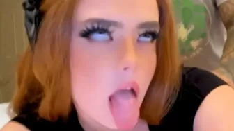 tatdaddyjay onlyfans   shines pussy and caresses big tits