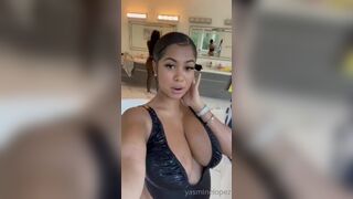 YazmineL onlyfans  beauty with big tits beckons