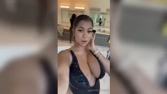 YazmineL onlyfans  beauty with big tits beckons