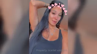 Scarlet Silva onlyfans Sexy woman shows off gorgeous body