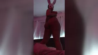 nwonknu onlyfans Crazy Quin jerks off anus and massages pussy