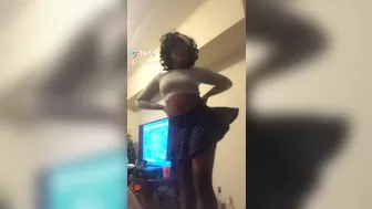 littledolljplay onlyfans Black-haired mare shows boobs