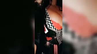 jadeykinz onlyfans Beautiful chick boasts big boobs