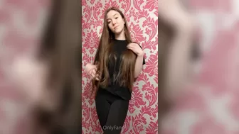 Jade Love aka jade.love onlyfans Beautiful bitch shows off gorgeous breasts