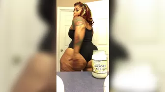 goldiemrsperf onlyfans Mature doll doll fucks pussy