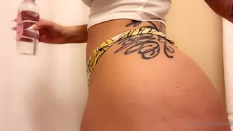 Gigi Torres aka blahgigi onlyfans Lustful bitch gently masturbates cunt