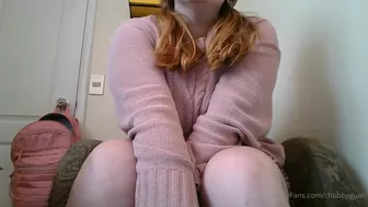 chubbyguati onlyfans Hot lady fucks her shaved pussy