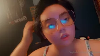 christinethequeenn onlyfans Juicy shlendra masturbating cunt