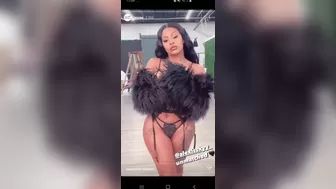 Alexis Skyy aka alexisskyyofficial onlyfans  cumming heavily before webcam