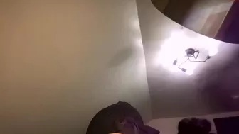 skyanddion Wonderful mother pulls the cap with her fingers