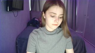 tripleprinces chaturbate Exquisite babe caresses shaved cunt