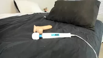 ariao chaturbate  granny with tits size ten