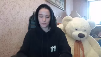 ariana_777 chaturbate Slut fucks the cap with his fingers