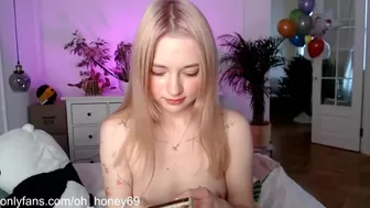 honey_devildoll chaturbate Adult bitch dabbles with rubber penis